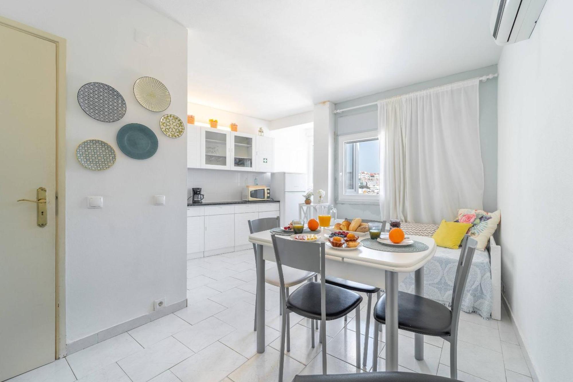 Lena'S Beach House By Hellovacations 알부페이라 외부 사진